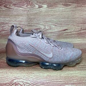 ** sold sold ** Nike Vapormax Flyknit Pink Oxford Running Sneakers 9